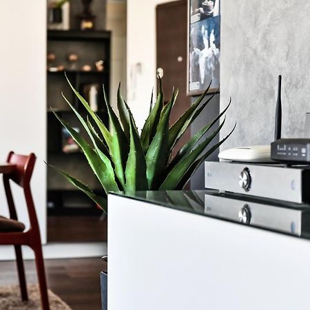 2 Bedroom Penthouse In City Center, Free Parking ซาราเยโว ภายนอก รูปภาพ